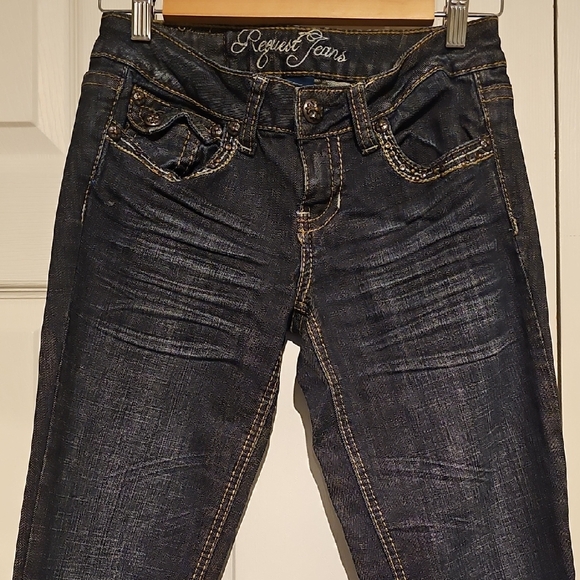 Denim - Request Jeans Women’s Dark Wash Skinny Denim – Size 5/27